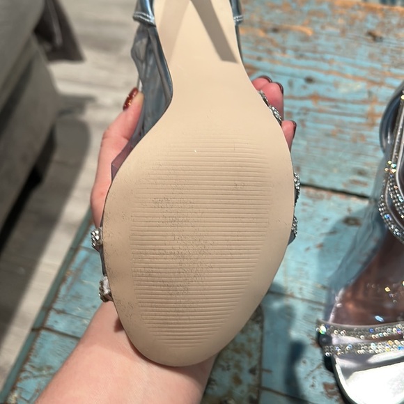 STEVE MADDEN Faustina Embellished Strappy Sandals size 6.5 - Picture 7 of 9